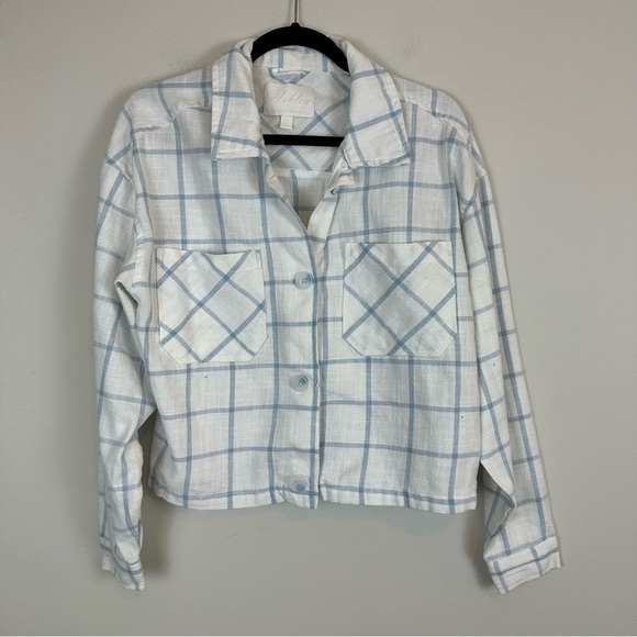 Ashley | White and Blue Plaid Button Front Shacket Jacket Size Medium - Picture 1 of 5